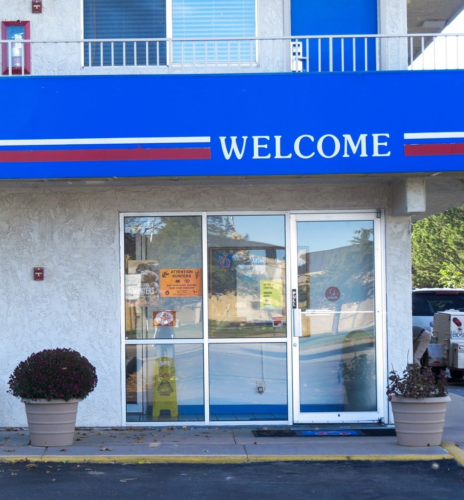 Motel 6-Mitchell, Sd Exteriör bild