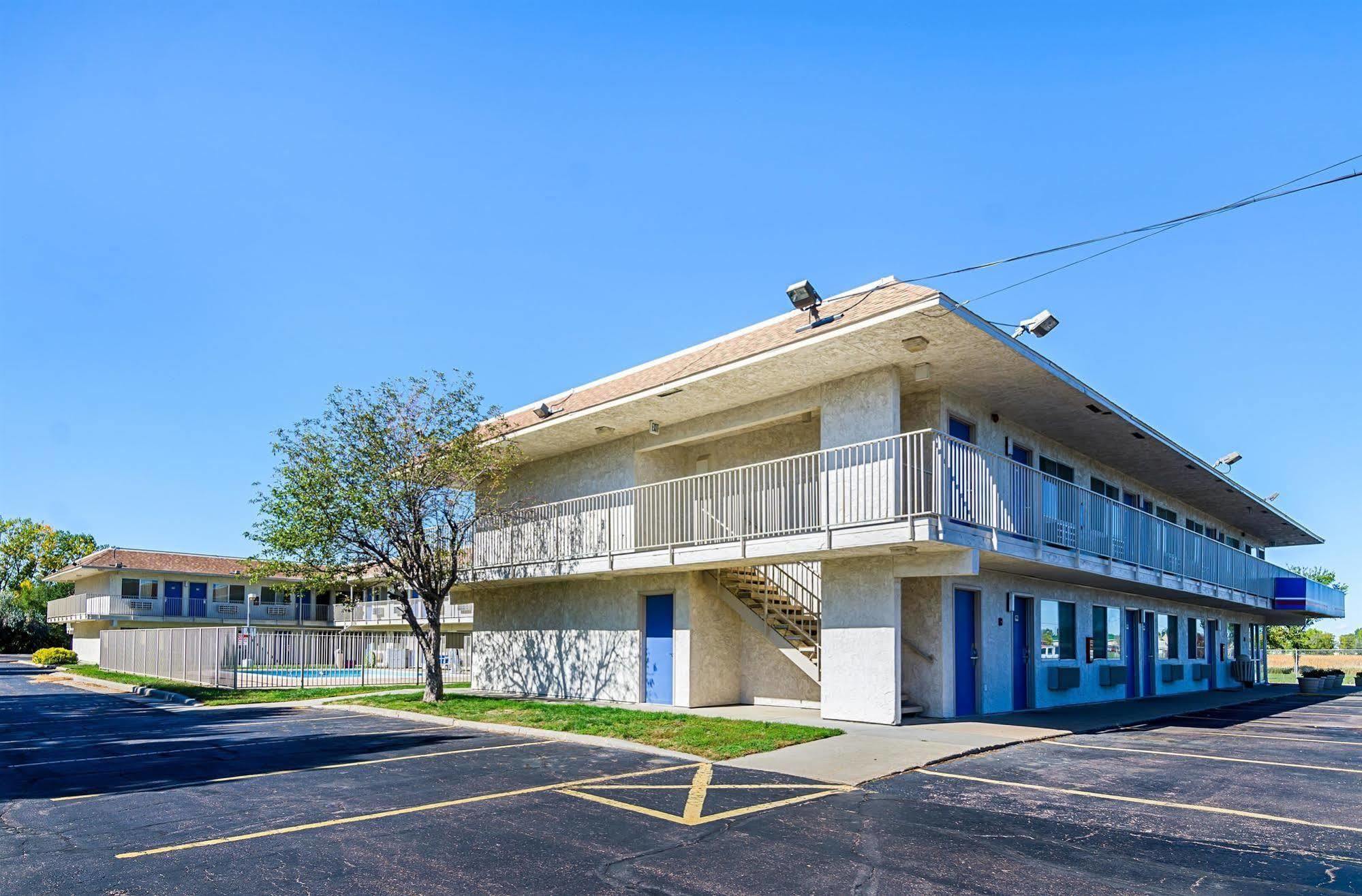Motel 6-Mitchell, Sd Exteriör bild